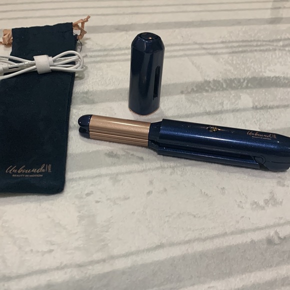 Unbound petite cordless curling iron/straightener - Picture 8 of 10
